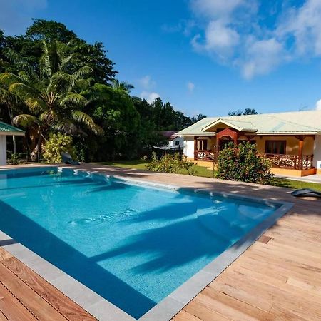 Jms Ventures Guesthouse - Private Pool La Digue Bagian luar foto