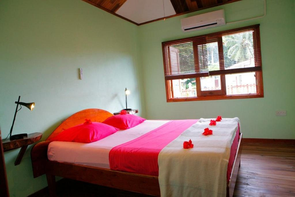 Jms Ventures Guesthouse - Private Pool La Digue Bagian luar foto